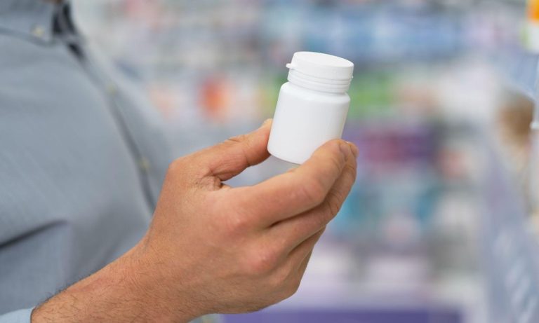 Common Mistakes When Taking Food Supplements for Men